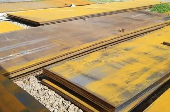 Tấm thép Corten trang trí cho nội thất sân trong Hố lửa khí